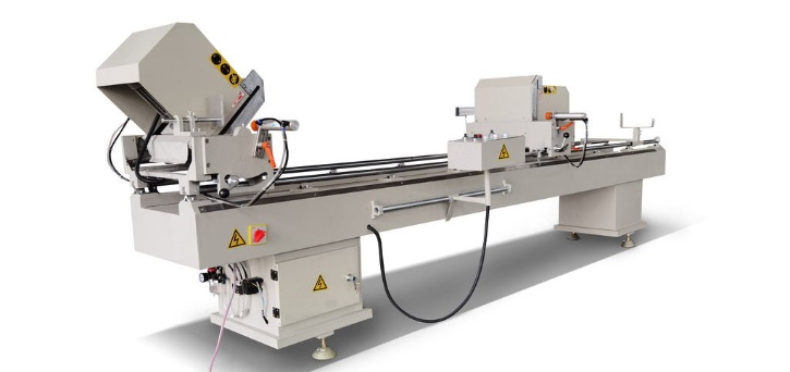 Linear double-head cutting saw
